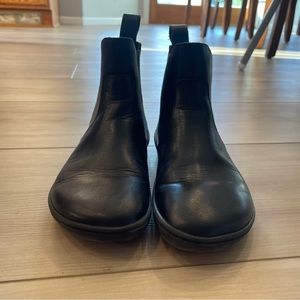 Size 6 (EU 36) Vivobarefoot Fulham Barefoot Chelsea Boots